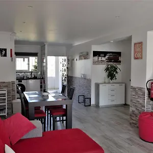 Albufeirasun, Arrive As A Guest Leave As A Friend. Apartment